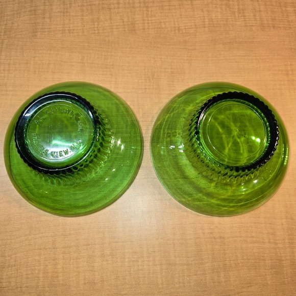 2 Vintage‎ A.L. Randall Emerald Green Glass Bowls Prairie View Ill 6.5" Diameter - Picture 2 of 8